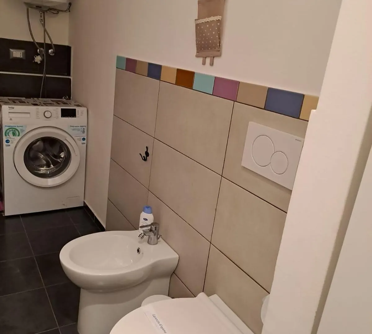 Daire Marigiu Home Katanya